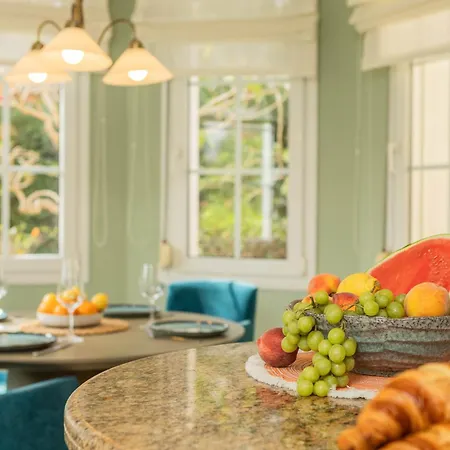 Vila Large 4 Beds Cozy 700 M Walk Canas Marbella