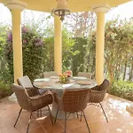 Large 4 Beds Cozy 700 M Walk Canas *