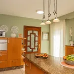 Large 4 Beds Cozy 700 M Walk Canas Villa