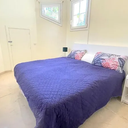 Beachside 4 Beds Cozy Villa, 700m Canas Beach! Marbella