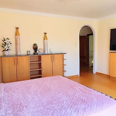Beachside 4 Beds Cozy Villa, 700m Canas Beach! Villa