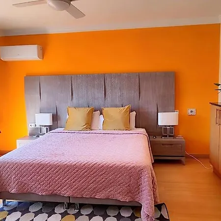 Beachside 4 Beds Cozy Villa, 700m Canas Beach! Villa Marbella