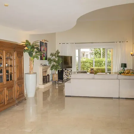 Large 4 Beds Cozy 700 M Walk Canas Villa *